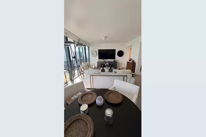 1000 Brickell Plz #4009, Miami, FL 33131 - Photo 19