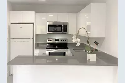 8005 Lake Dr #207, Doral, FL 33166 - Photo 3