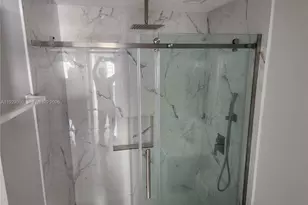 342 E 46th St, Hialeah, FL 33013 - Photo 23