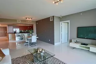 14951 Royal Oaks Ln, North Miami, FL 33181 - Photo 7