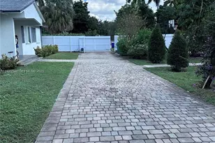 15720 NW 44th Ct, Miami Gardens, FL 33054 - Photo 29