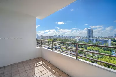 500 Three Islands Blvd #816, Hallandale Beach, FL 33009 - Photo 17