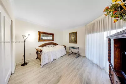 17555 Collins Ave #303, Sunny Isles Beach, FL 33160 - Photo 23