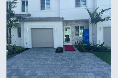 724 SE 13th St Cir #., Homestead, FL 33034 - Photo 1