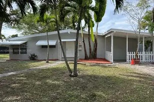 1790 NE 18th St, Fort Lauderdale, FL 33305 - Photo 1