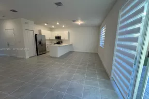 635 SE 13th St Cir, Homestead, FL 33034 - Photo 5