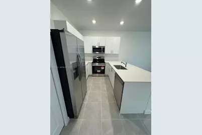 635 SE 13th St Cir #., Homestead, FL 33034 - Photo 7