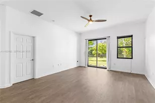 3560 W 88th St, Hialeah, FL 33018 - Photo 11