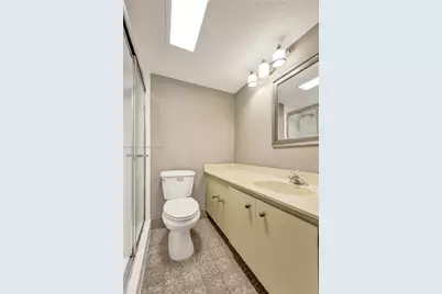 2818 N 46th Ave #K287, Hollywood, FL 33021 - Photo 17