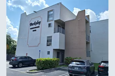 10900 SW 104th St #121, Miami, FL 33176 - Photo 1