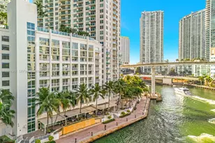 31 SE 5th St, Miami, FL 33131 - Photo 27