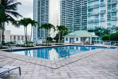31 SE 5th St #4314, Miami, FL 33131 - Photo 37