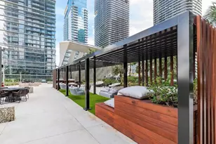 88 SW 7th St, Miami, FL 33130 - Photo 37