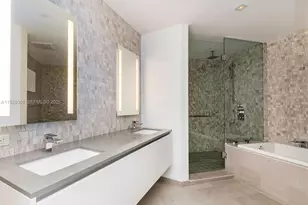 88 SW 7th St, Miami, FL 33130 - Photo 13