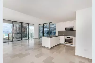 88 SW 7th St #2501, Miami, FL 33130 - Photo 7