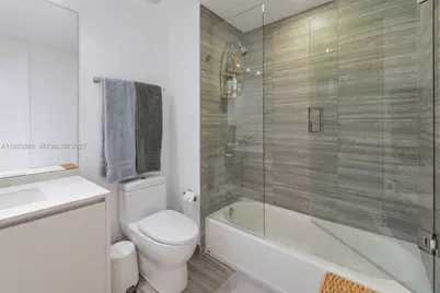 1010 Brickell Ave #3710, Miami, FL 33131 - Photo 13