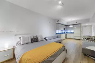 1010 Brickell Ave, Miami, FL 33131 - Photo 9