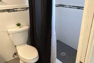 9463 SW 174th St, Palmetto Bay, FL 33157 - Photo 11