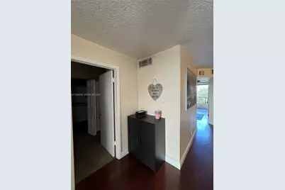 10451 W Broward Blvd #405, Plantation, FL 33324 - Photo 11