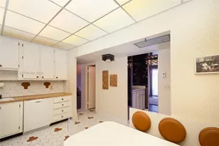 2851 NE 183rd St, Aventura, FL 33160 - Photo 11