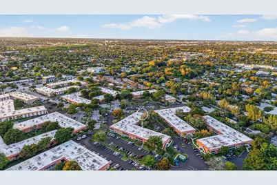 1930 NE 2nd Ave #206L, Wilton Manors, FL 33305 - Photo 61