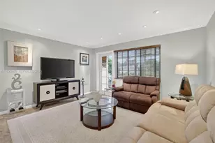 1930 NE 2nd Ave, Wilton Manors, FL 33305 - Photo 3