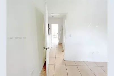 220 E 4th St #3, Hialeah, FL 33010 - Photo 21