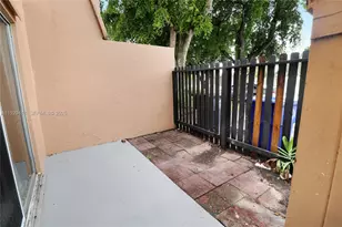 6352 Boulevard of Champions, North Lauderdale, FL 33068 - Photo 25