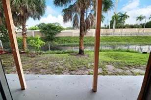 6352 Boulevard of Champions, North Lauderdale, FL 33068 - Photo 27