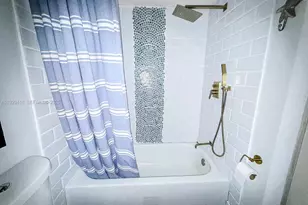 649 S Tamiami Trail, Venice, FL 34285 - Photo 17