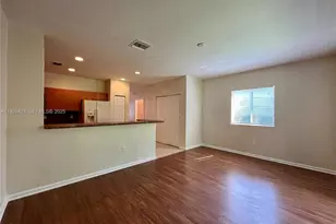 8208 SW 29th St, Miramar, FL 33025 - Photo 7