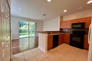 8208 SW 29th St, Miramar, FL 33025 - Photo 3