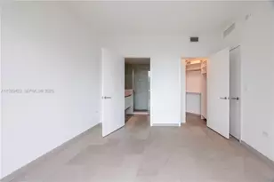 68 SE 6th St, Miami, FL 33131 - Photo 19