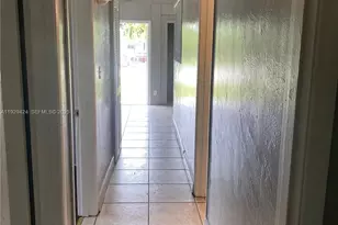 172 NW 29th Ave, Fort Lauderdale, FL 33311 - Photo 9