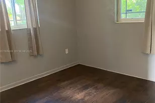 172 NW 29th Ave, Fort Lauderdale, FL 33311 - Photo 7