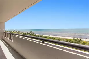 2555 Collins Ave, Miami Beach, FL 33140 - Photo 9