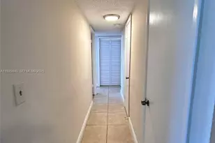 5050 NW 7th St, Miami, FL 33126 - Photo 23