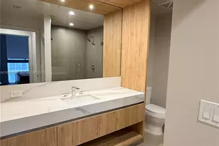 11 NE 6th, Miami, FL 33132 - Photo 15