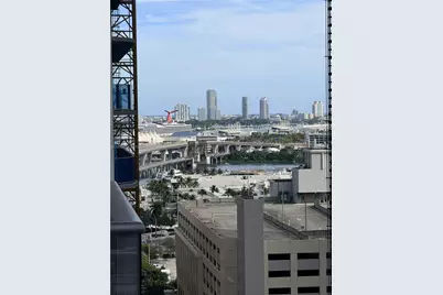 11 NE 6th #1905, Miami, FL 33132 - Photo 7