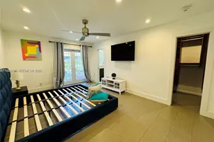 1987 NE 123rd St, North Miami, FL 33181 - Photo 17