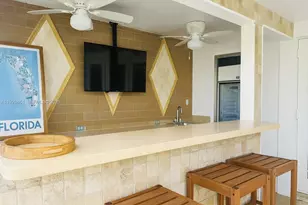 1987 NE 123rd St, North Miami, FL 33181 - Photo 11