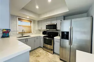 1987 NE 123rd St, North Miami, FL 33181 - Photo 7