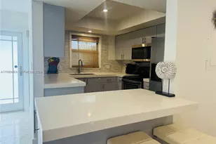 1987 NE 123rd St, North Miami, FL 33181 - Photo 5