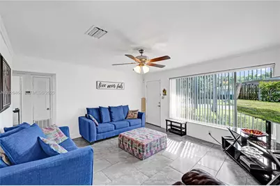 1631 NE 32nd St, Pompano Beach, FL 33064 - Photo 13