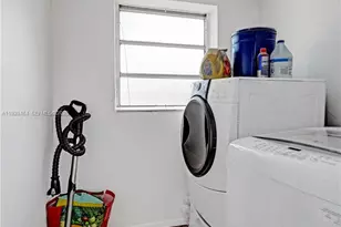 1631 NE 32nd St, Pompano Beach, FL 33064 - Photo 23