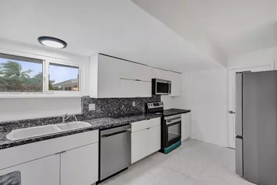 5100 NE 17th Ter, Fort Lauderdale, FL 33334 - Photo 35