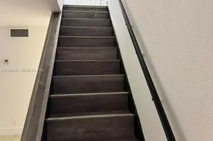 837 NW 46th Ave, Plantation, FL 33317 - Photo 5