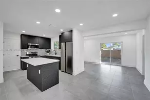 680 SW 29th Terrace, Fort Lauderdale, FL 33312 - Photo 17