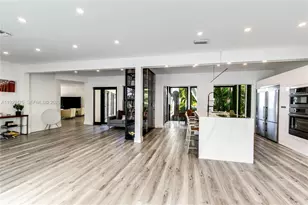 1349 Middle River Dr, Fort Lauderdale, FL 33308 - Photo 3