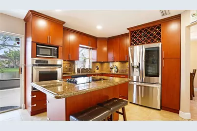 10717 NW 12th Mnr, Plantation, FL 33322 - Photo 19